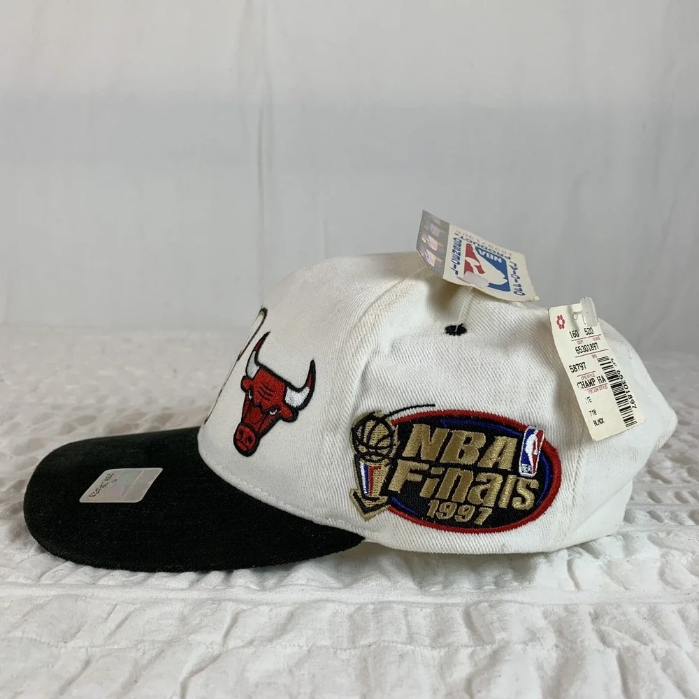 Chicago Bulls 1997 NBA Finals Champions Authentic Snapback Hat NWT Last Dance - Picture 3 of 11